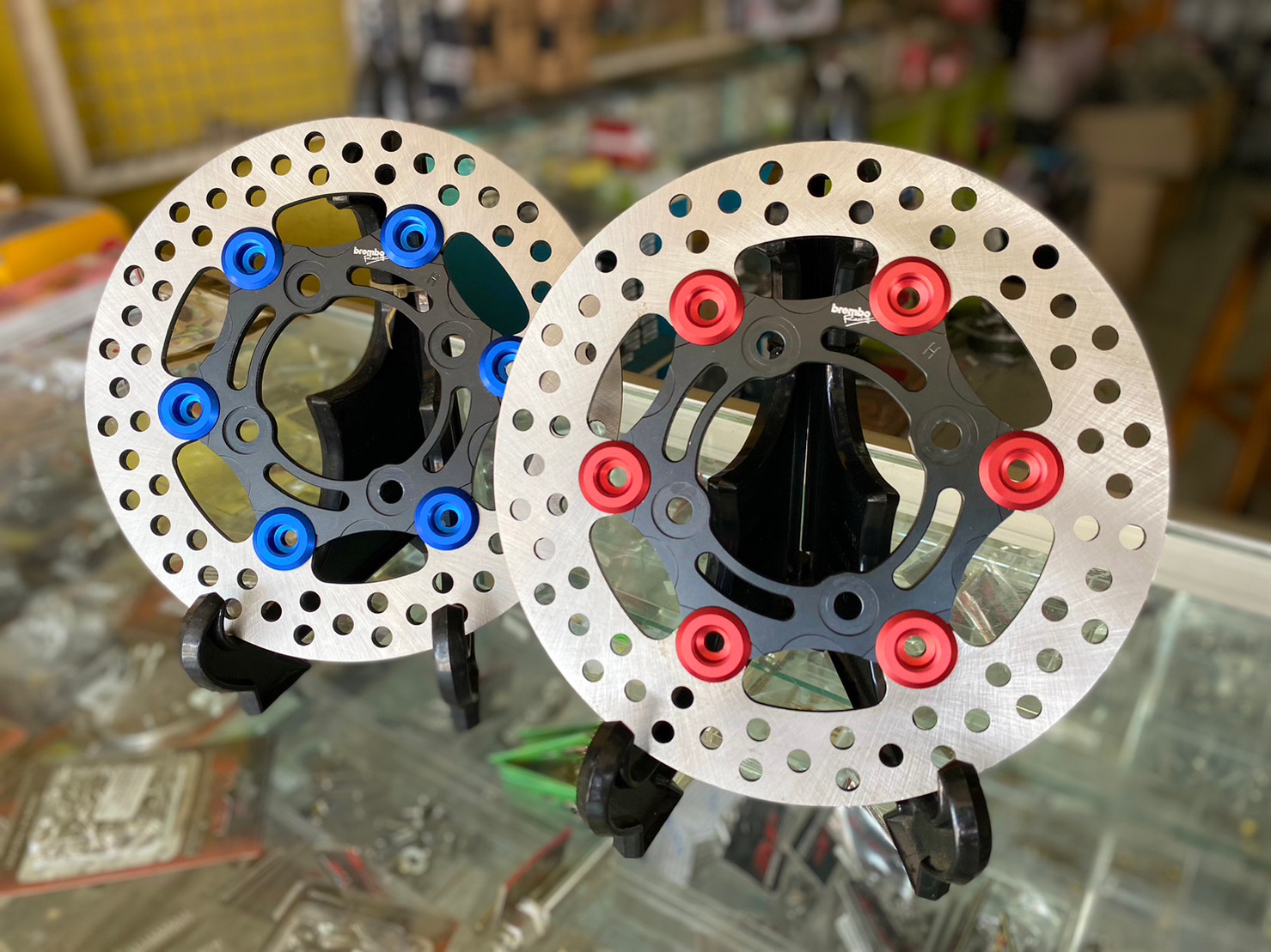 จานเบรค จานดิสก์เบรค จานเบรคคลิก จานเบรคScoopy-i / Click Brembo คุณภาพ จานเบรคแต่ง จานเบรคแบมโบ้ ขนาด 190 mm. ตรงรุ่น หมุดสวย จานเบรคคลิก จานคลิก🚚