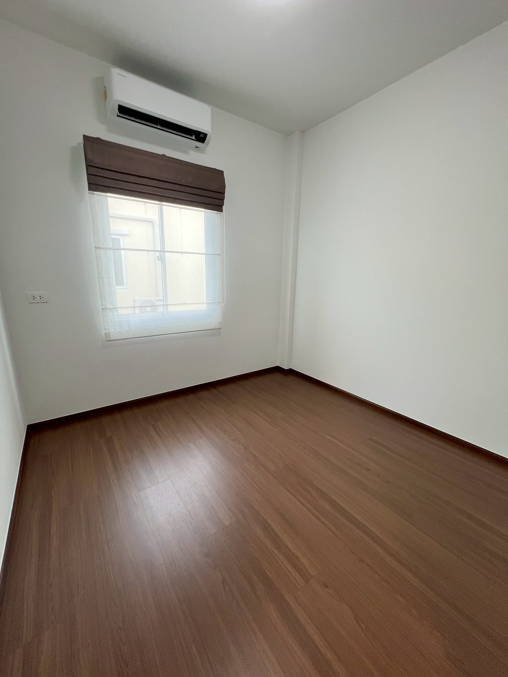 ให้เช่าบ้าน หมู่บ้านเอซเซน ปิ่นเกล้า-ศาลายา (EZZEN) (รหัสทรัพย์ ES25912)