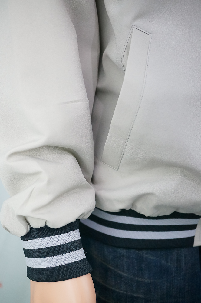 College Jacket 10 เสื้อแจ็คเก็ตสีกากีสไตล์วัยรุ่น