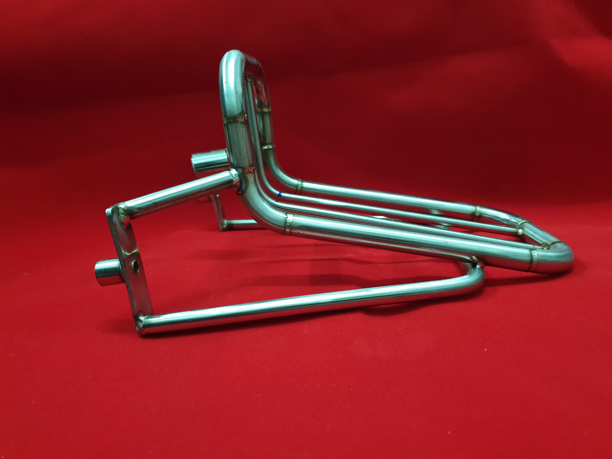 ขารองตะกร้า Dream Super Club งานสร้างเลสแท้304