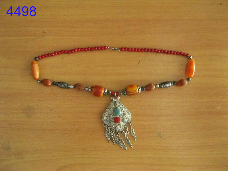 สร้อยคอ ลูกปัดเม็ดใหญ่ (4498)