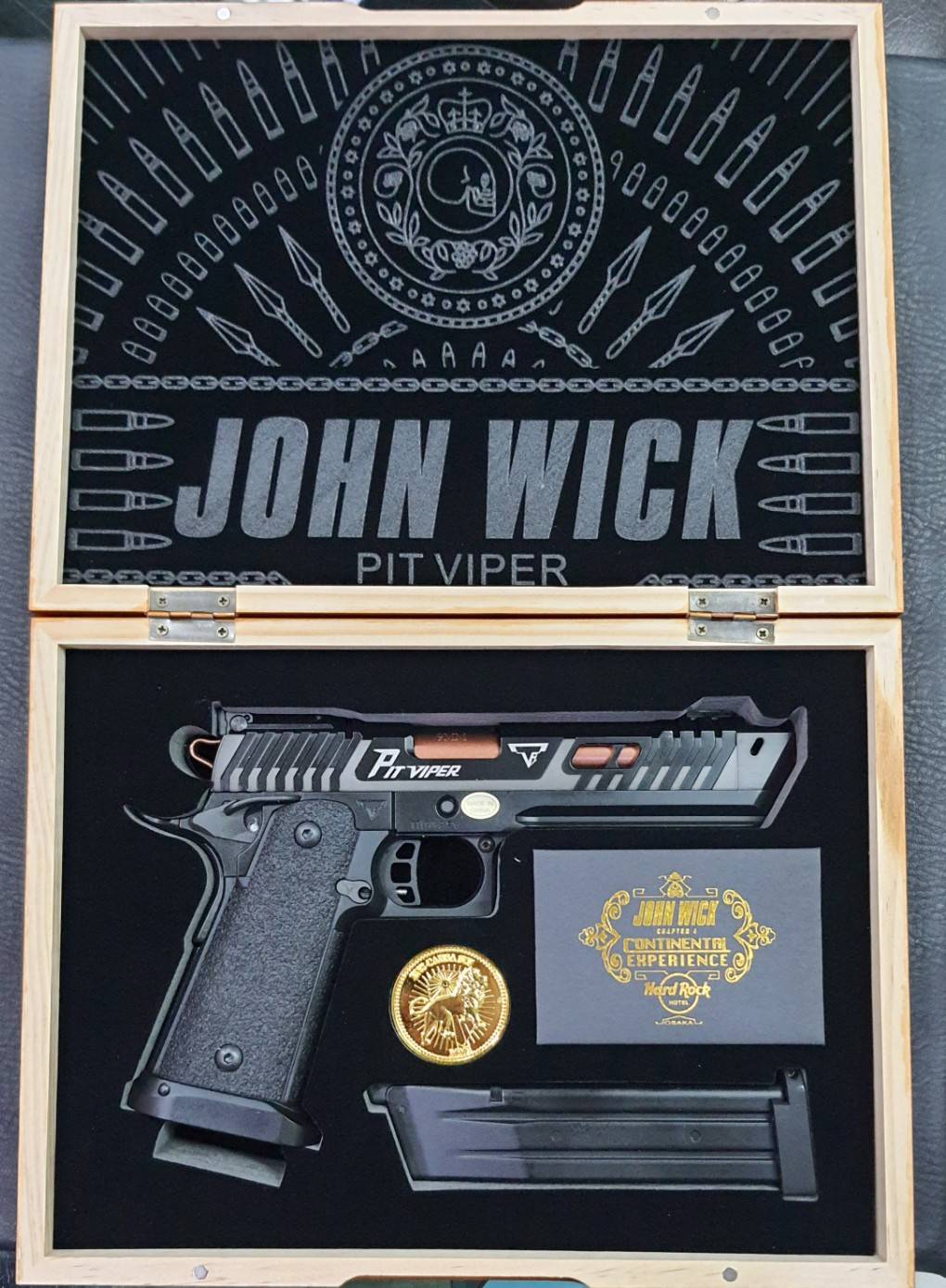 ปืนBB Gun R614-1 Pit Viper + Set กล่องไม้ที่ระลึกจากค่าย Army (John Wick 4 TTI )