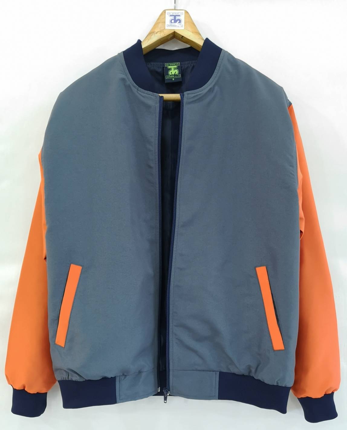 Baseball Jacket 6403 เสื้อแจ็คเก็ตสีเทาเข้มแขนสีส้มสไตล์เบสบอล