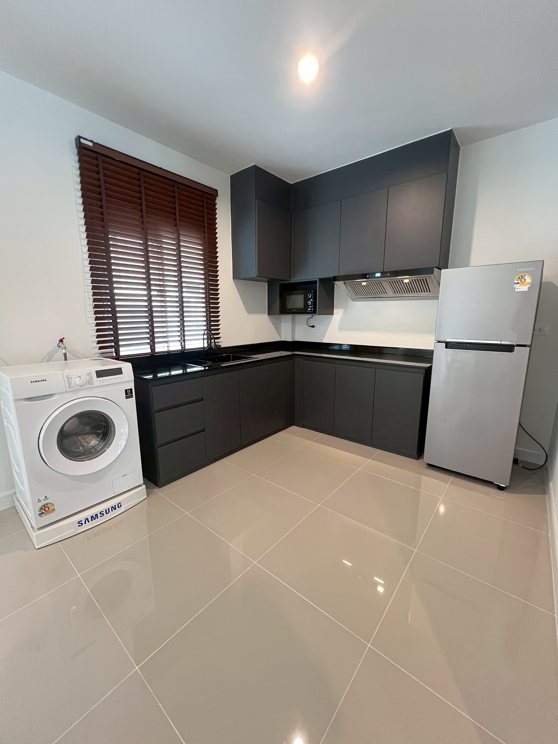 ให้เช่าบ้าน หมู่บ้านเอซเซน ปิ่นเกล้า-ศาลายา (EZZEN) (รหัสทรัพย์ ES25912)