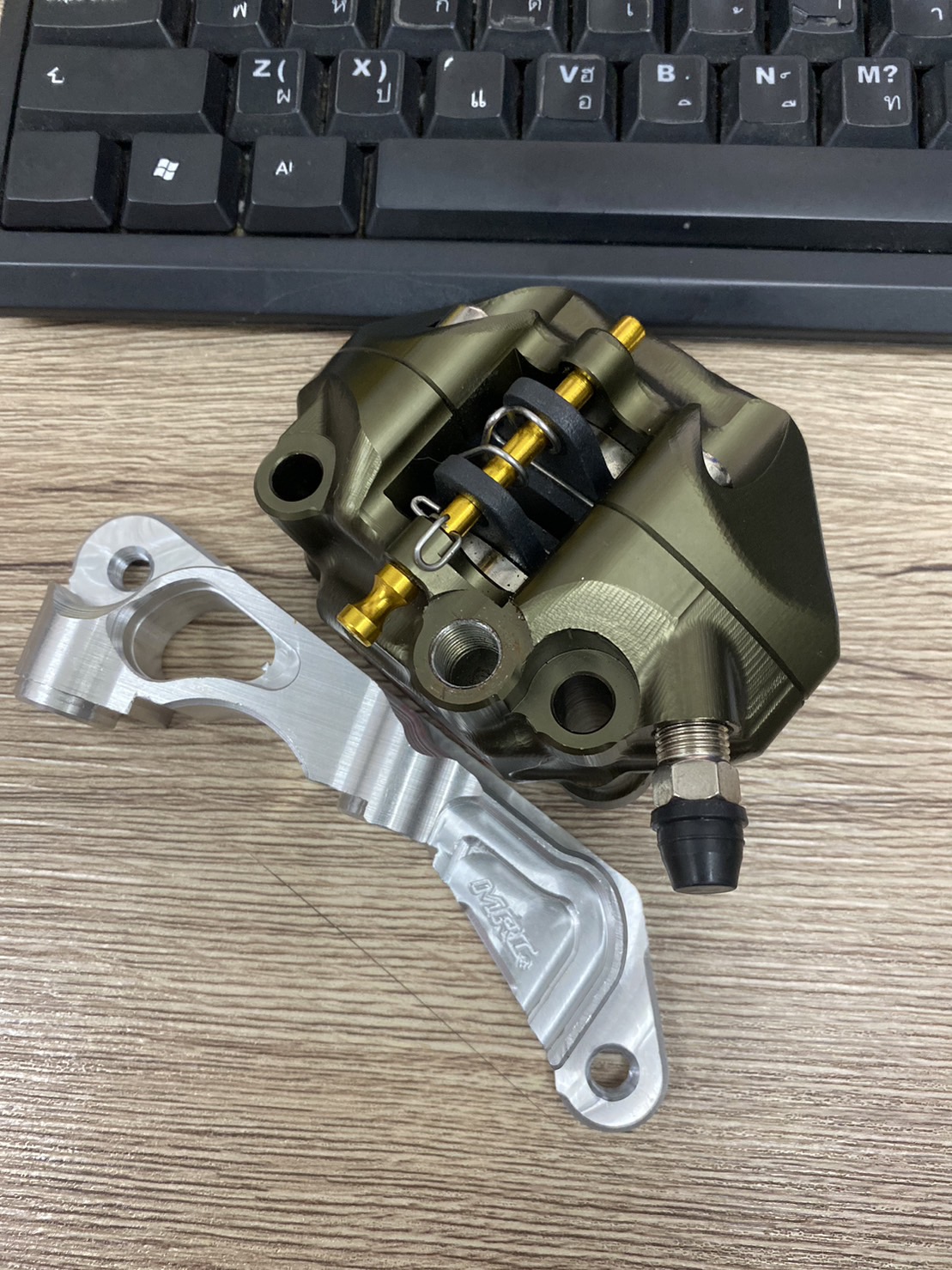 ปั๊มเต่า พร้อมขาจับปั๊ม เลือกรุ่นได้เลย