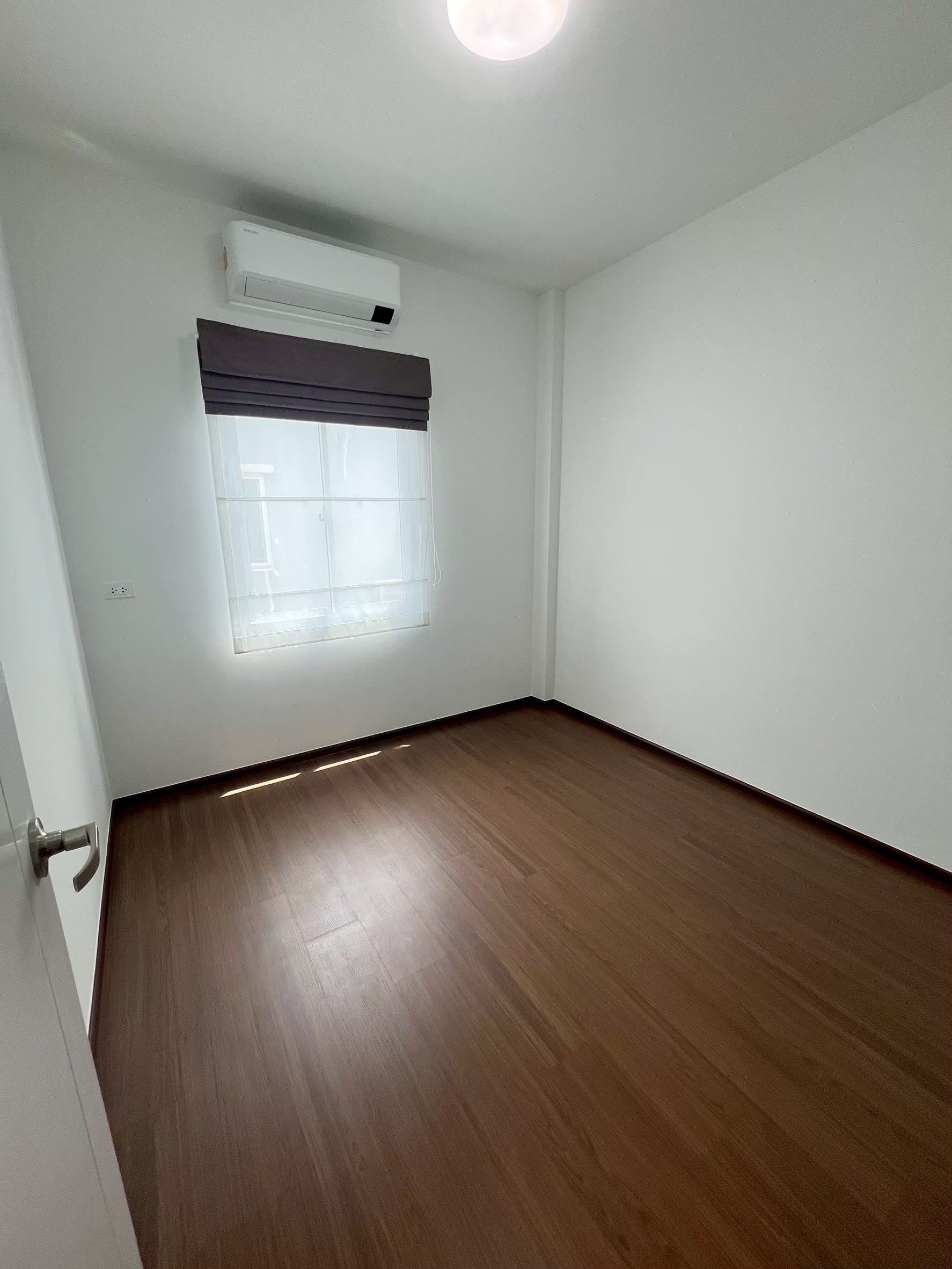 ให้เช่าบ้าน หมู่บ้านเอซเซน ปิ่นเกล้า-ศาลายา (EZZEN) (รหัสทรัพย์ ES25921)