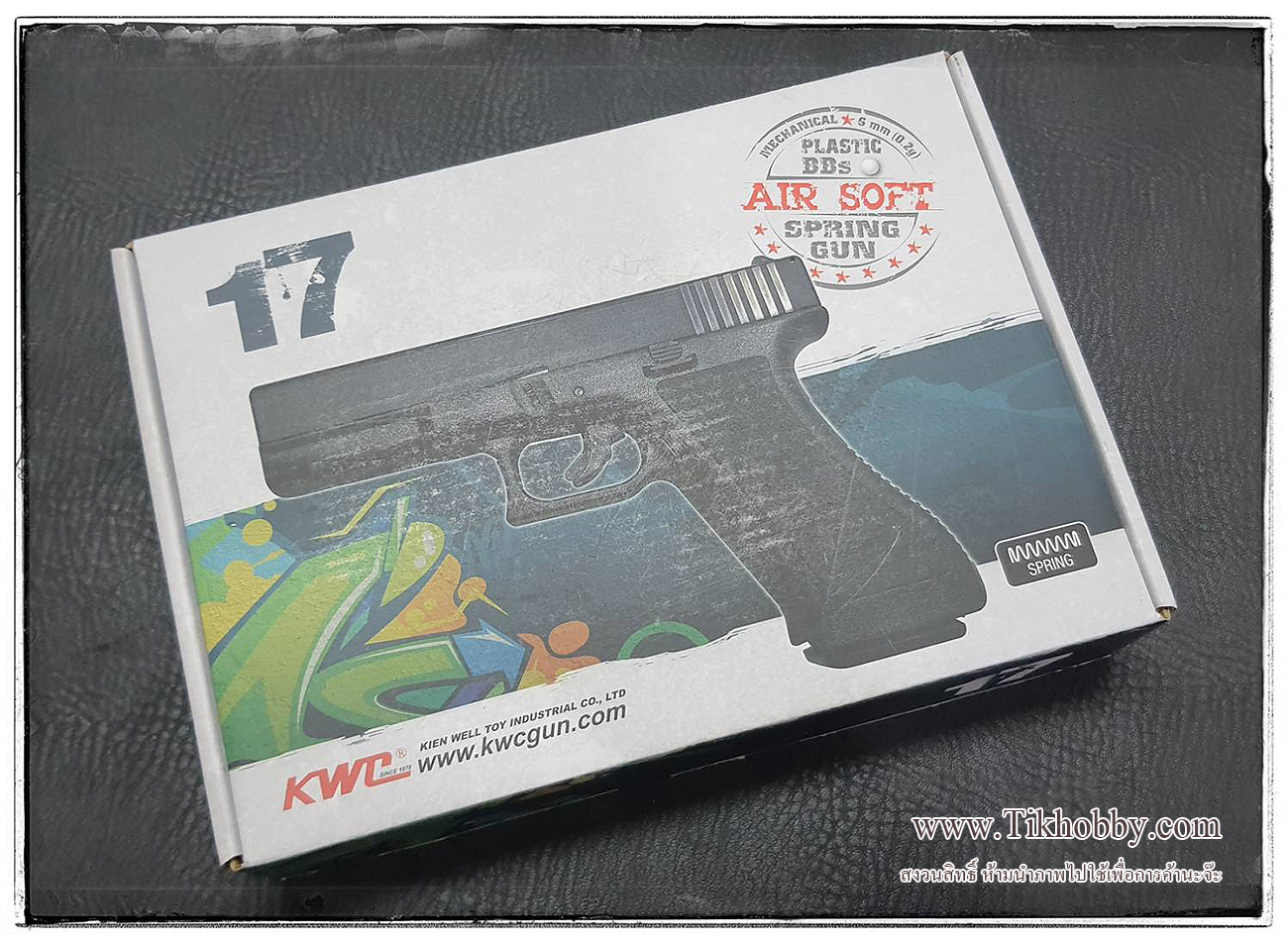 ปืนอัดลมแบบชักยิงทีล่ะนัด Glock17 สีดำ KWC งานใต้หวัน