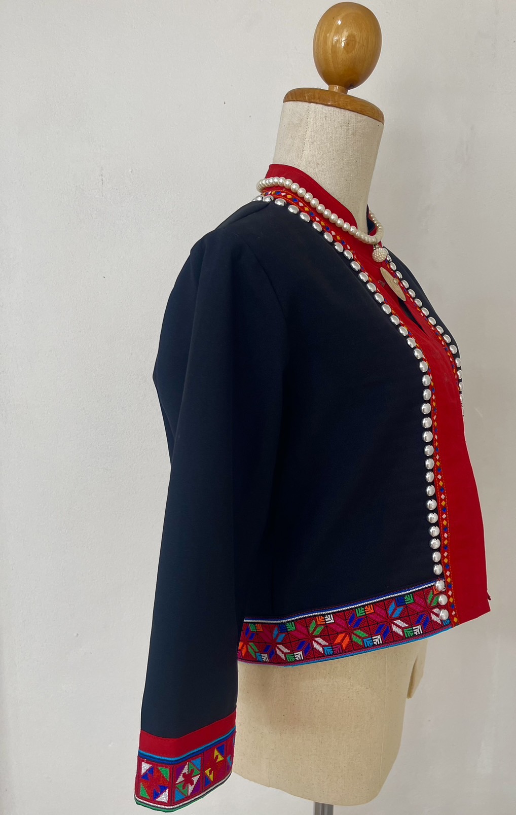 เสื้อคลุมแขนยาว คอจีน