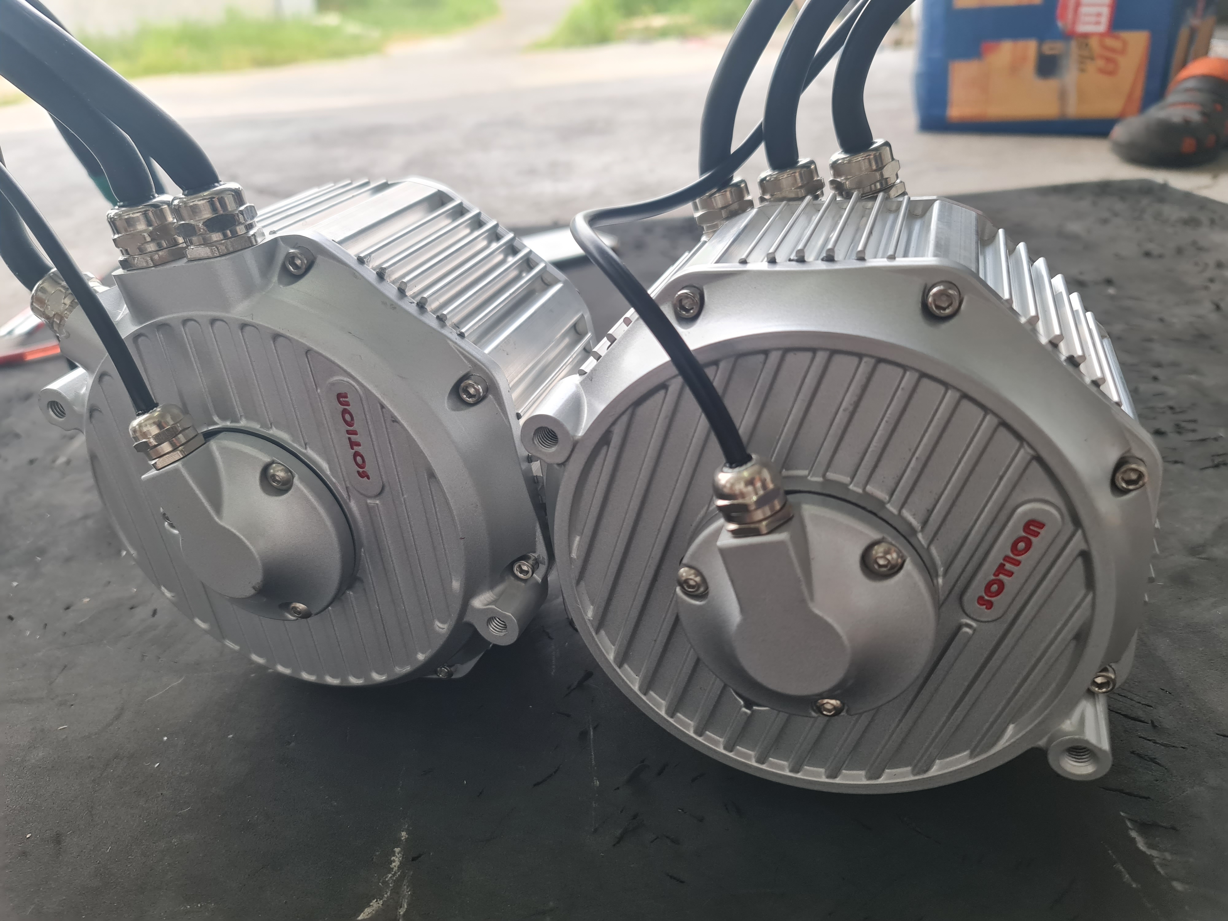 TingTong SOTION Talaria FW02 12kw motor