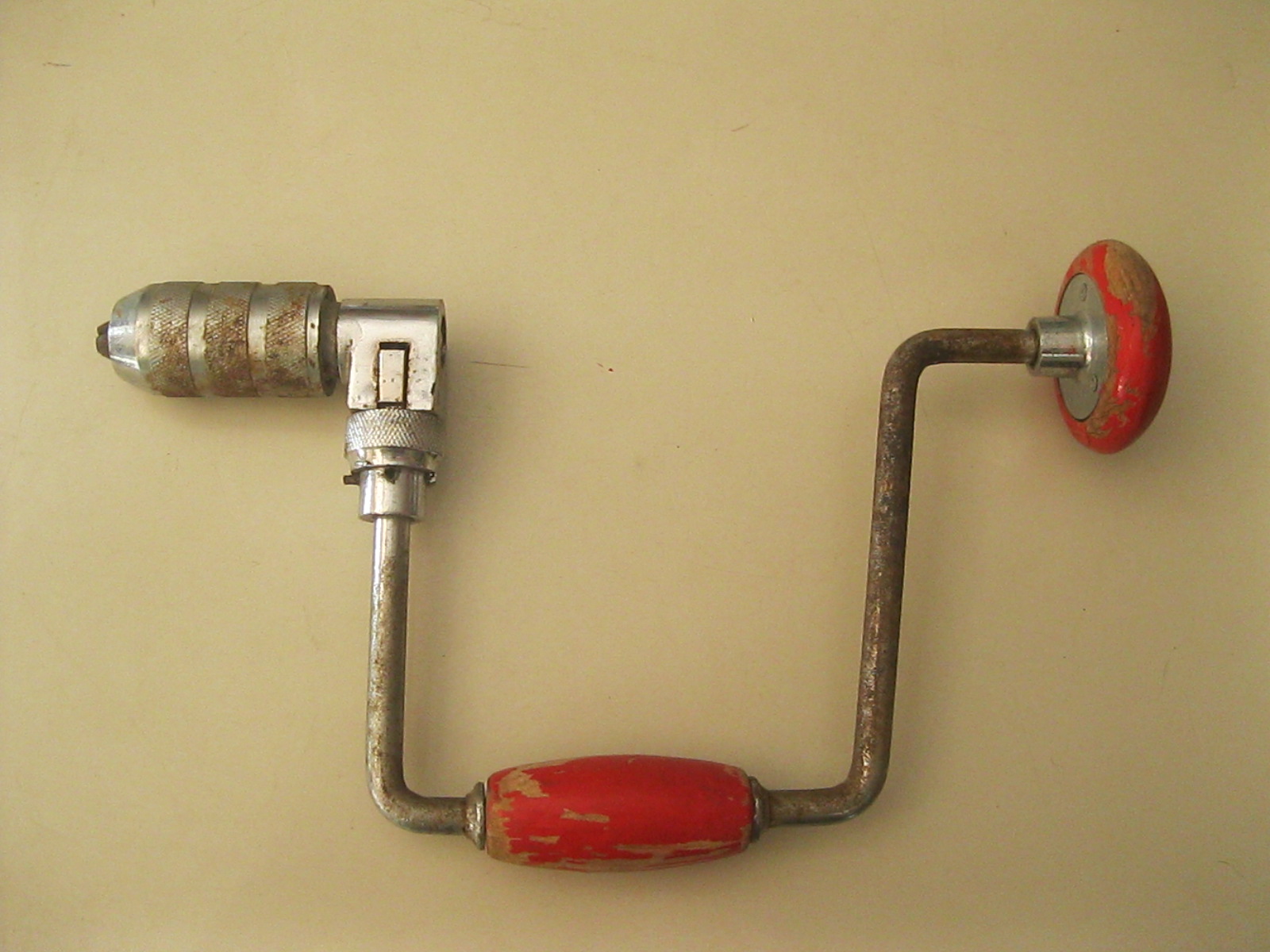 สว่านมือหมุน (4703)