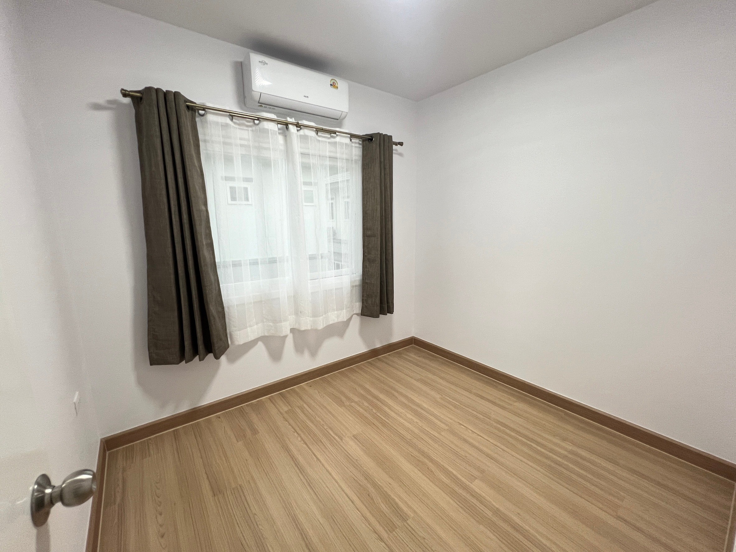 ให้เช่าบ้าน หมู่บ้านคุณาลัย บีกินส์2 ถนนบ้านกล้วย-ไทรน้อย (รหัสทรัพย์ KB222150)