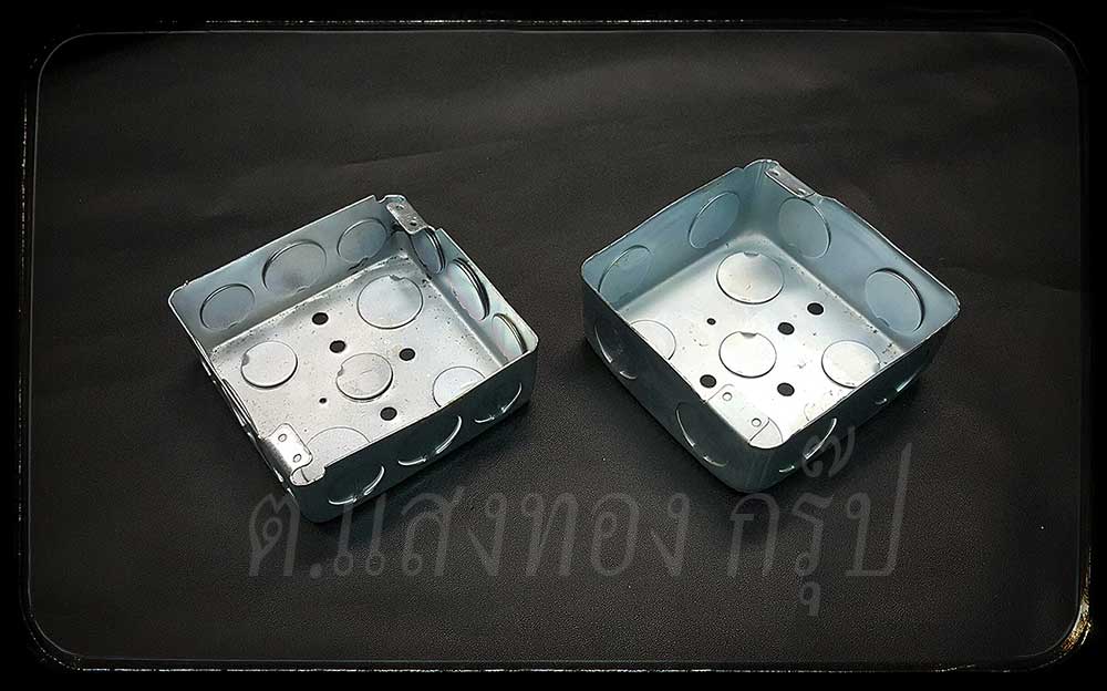 บล็อคเหล็กฝังผนัง 4x4 แบบตื้น รู 1/2 3/4 1/2 (Square Box)