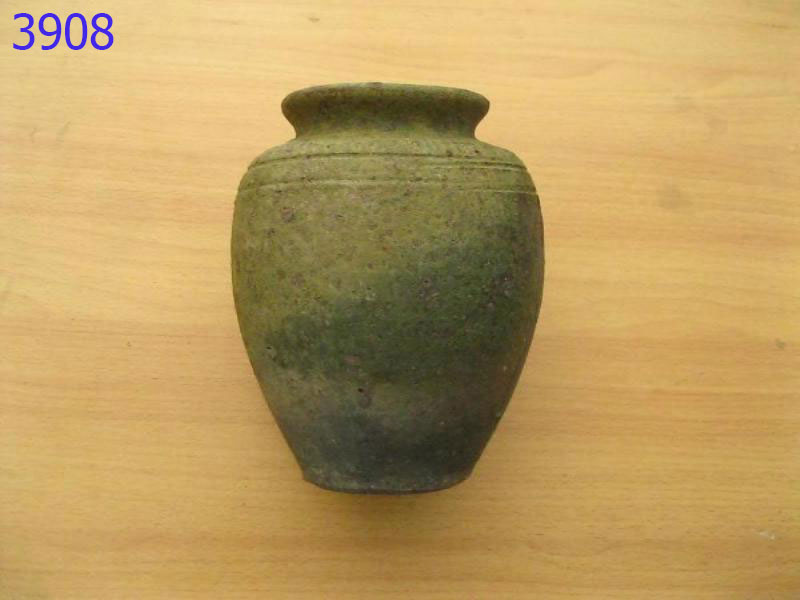 ไหเก่า ใบที่1 (3908)