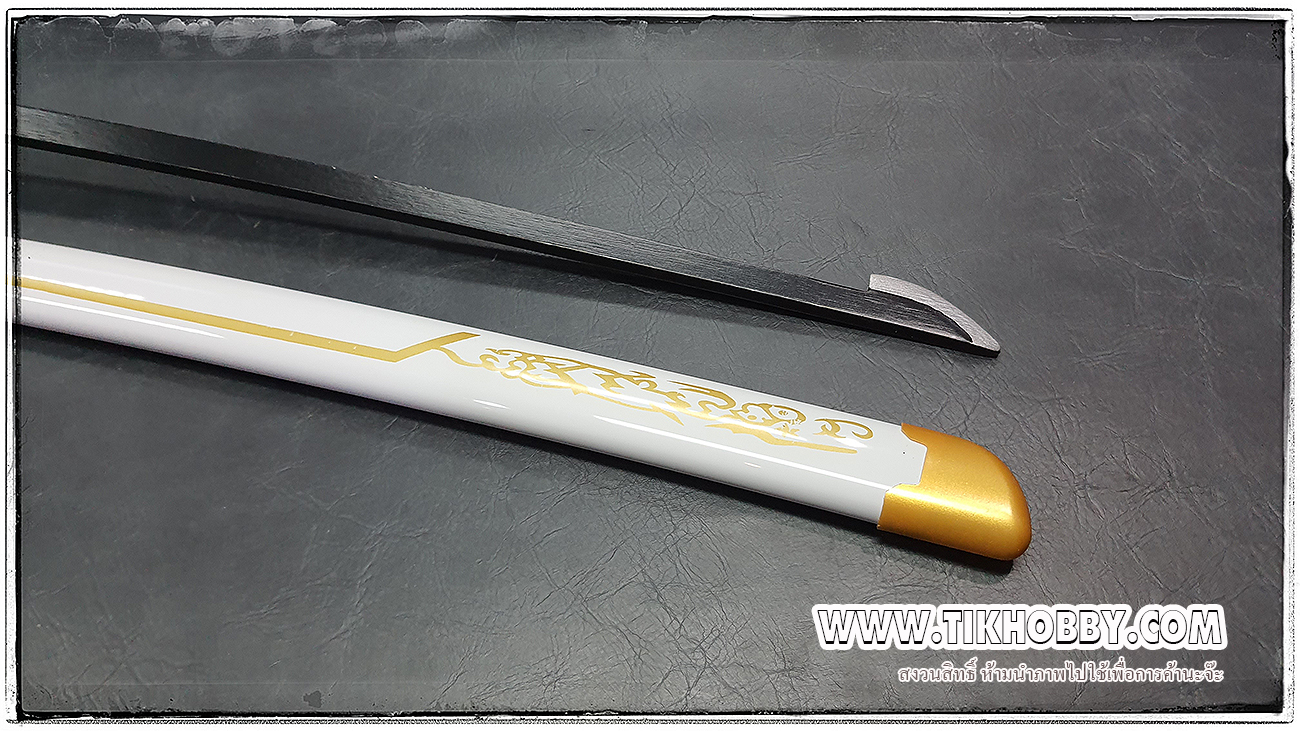 ดาบของ ชิโนบุ จากเรื่องดาบพิฆาตอสูร (ใบดาบไม้ ไม่เป็นอันตรายต่อบุตรหลาน)