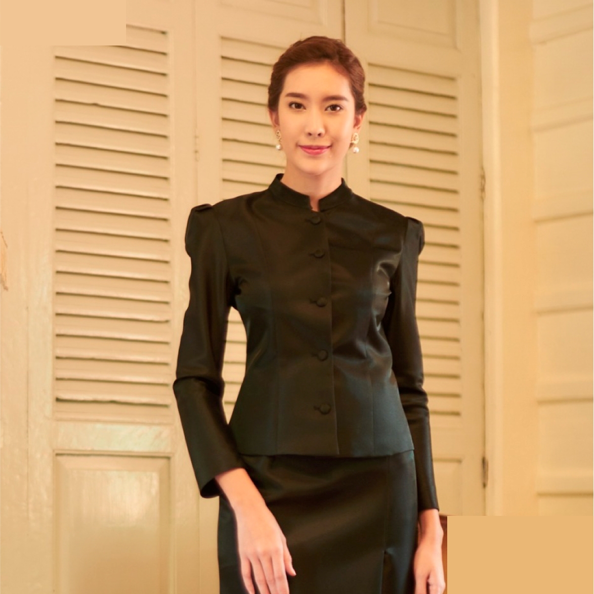 ชุดจิตรลดา ชุดดำเรียบร้อยเป็นทางการ งานเกรดขึ้นห้าง