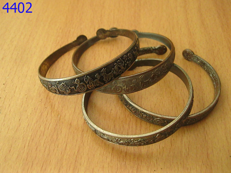 กำไล 12ราศรี 4อัน (4402)