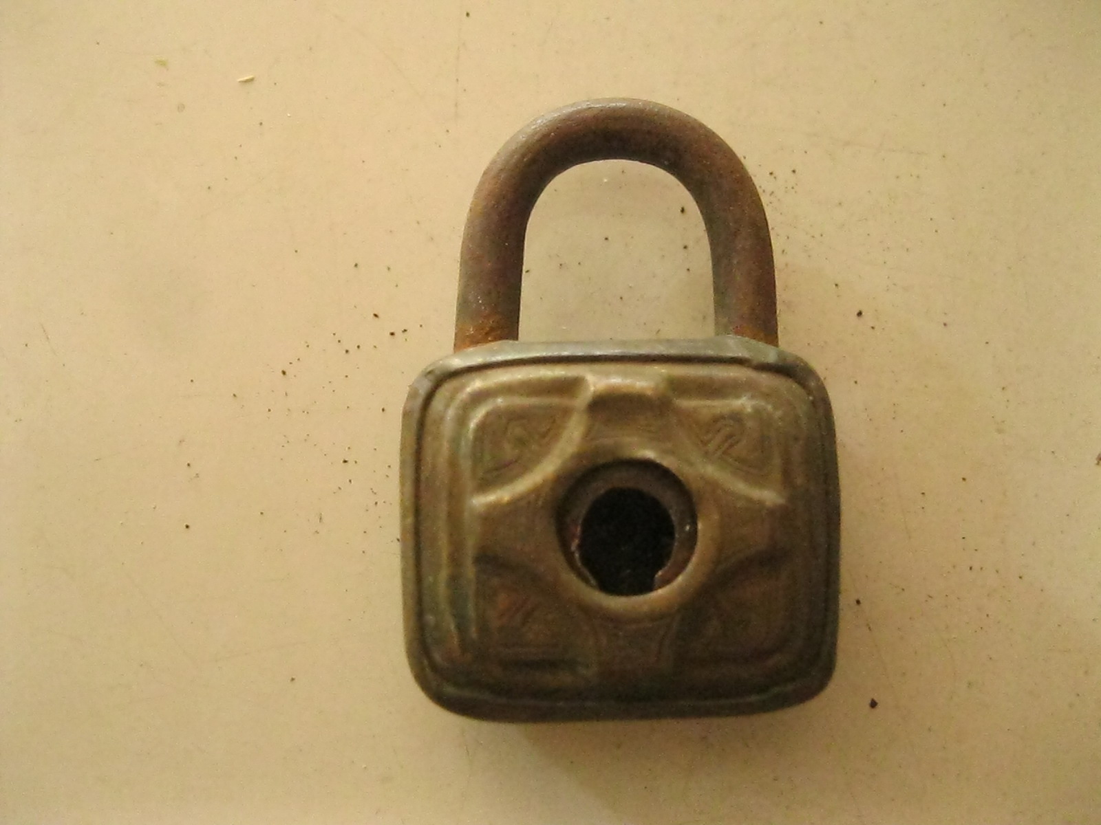 กุญแจทองเหลือง โบราณ (4005)