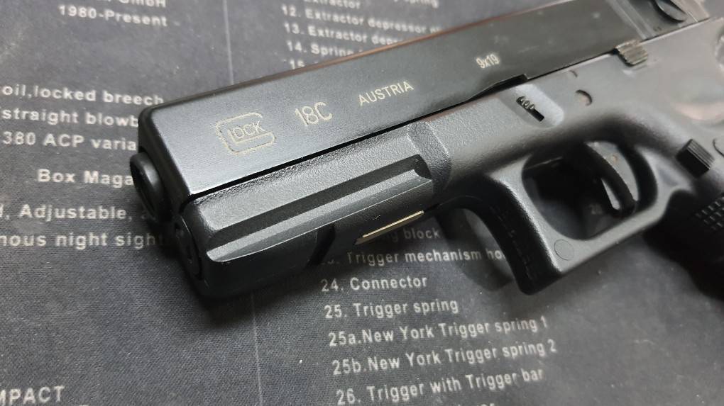 (มือ2) ปืนสั้น Glock18 R18 Army สีดำ สภาพสวย