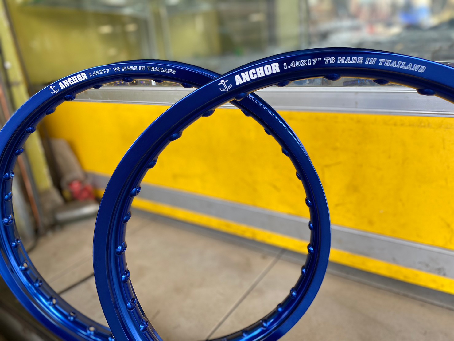 ของดีราคาพิเศษ🚚 วงล้อ Anchor (วงล้อตราสมอ) (ล้อขอบ17 ล้อมอไซ ล้อมอไซค์ ล้อมอเตอร์ไซค์ ล้อโล) มี 2 สี ให้เลือก ขอบ 17-1.4 สำหรับมอเตอร์ไซค์