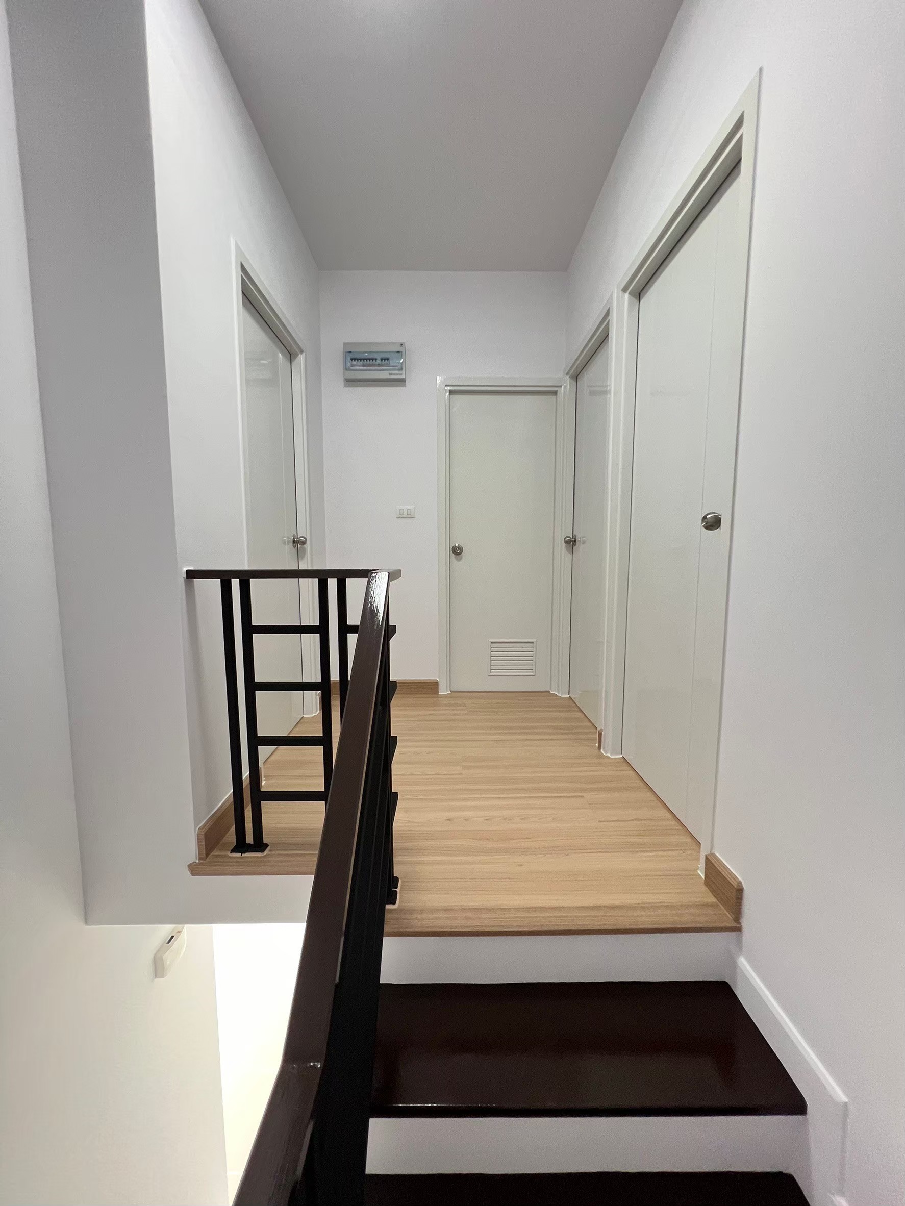 ให้เช่าบ้าน หมู่บ้านคุณาลัย บีกินส์2 ถนนบ้านกล้วย-ไทรน้อย (รหัสทรัพย์ KB222152)