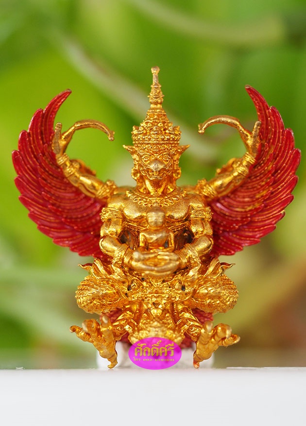 พญาครุฑ รุ่นเศรษฐีเงินไหลมา เนื้อมหาชนวนทองพระนครปีกแดง(พิมพ์ใหญ่ 4 ซม.)