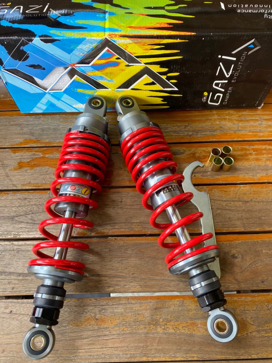 โช้คหลังแก๊สแท้แบรนด์ GAZI SUPREME RX WAVE / DREAM สีดำ สีแดง สูง320มิล งานแท้ 💯% พร้อมส่ง คุณภาพดี ปรับรีบราวซ์ได้ ปรับRebound ได้จริง ทนทาน แข็งแรง