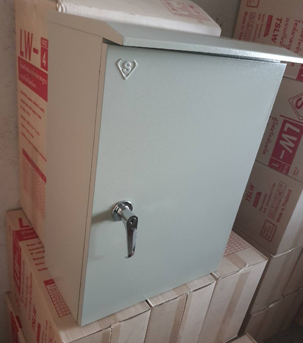 ตู้เหล็กกันฝน TSLW08 ขนาด 600x760x250 mm. มีหลังคา สามารถติดตั้งภายนอก