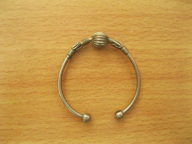 กำไลเกลียวกลาง (4476)