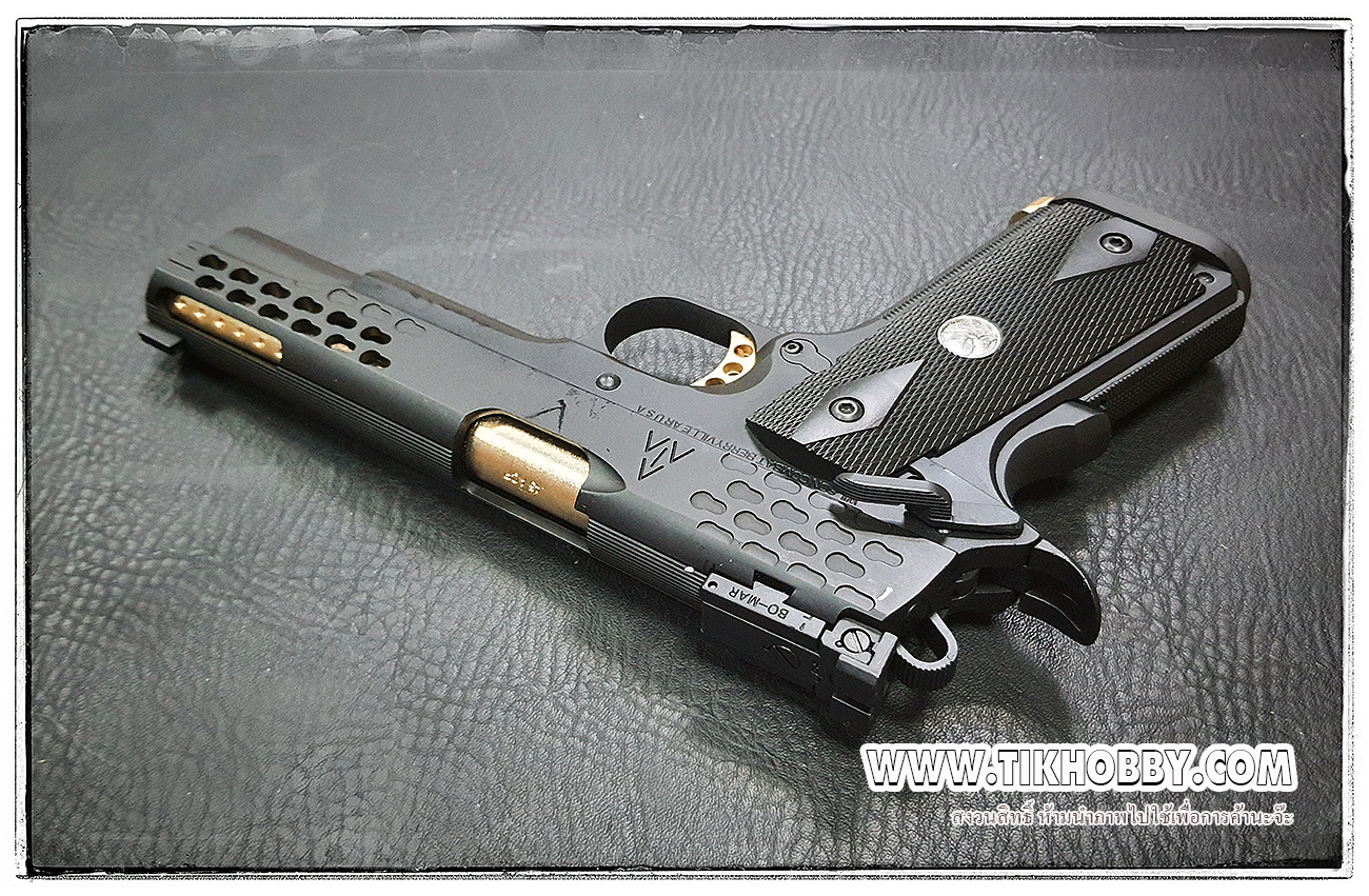 ปืนBB R30 -2 จากค่าย Army มีตัวเดียวนะครับ