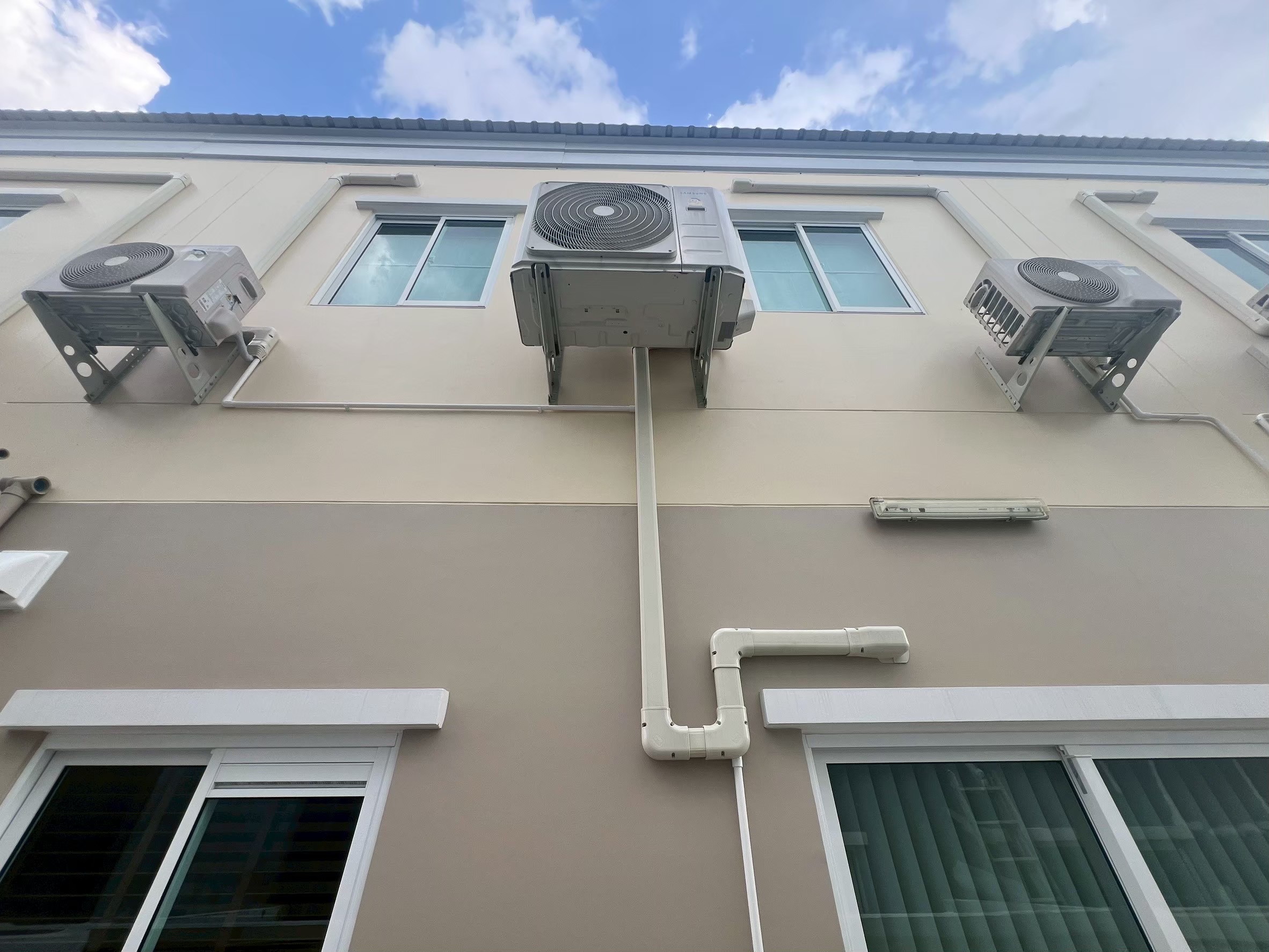 ให้เช่าบ้าน หมู่บ้านเอซเซน ปิ่นเกล้า-ศาลายา (EZZEN) (รหัสทรัพย์ ES25921)