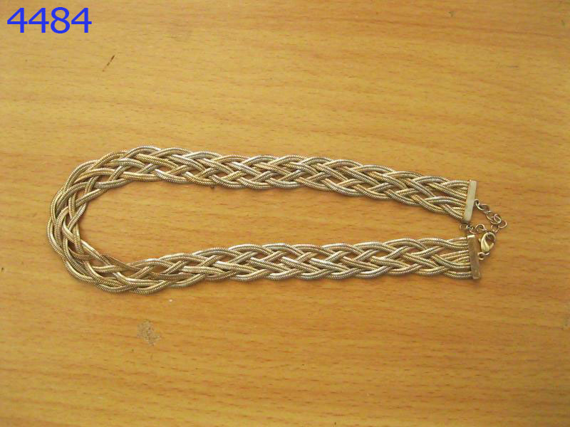 สร้อยคอ (4484)