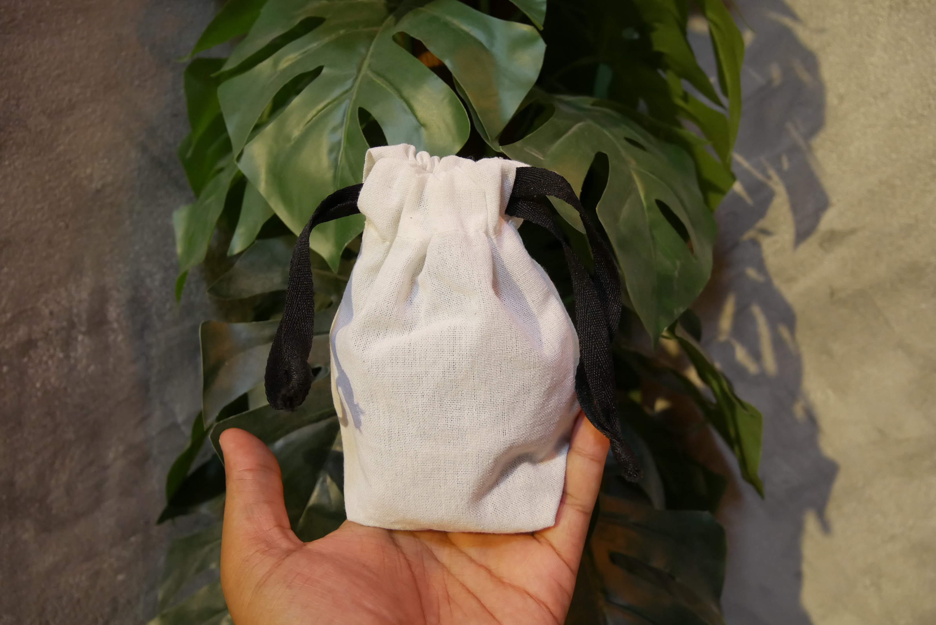 ถุงผ้าดิบหูรูด 4*6*(2ขยายก้นถุง)นิ้ว