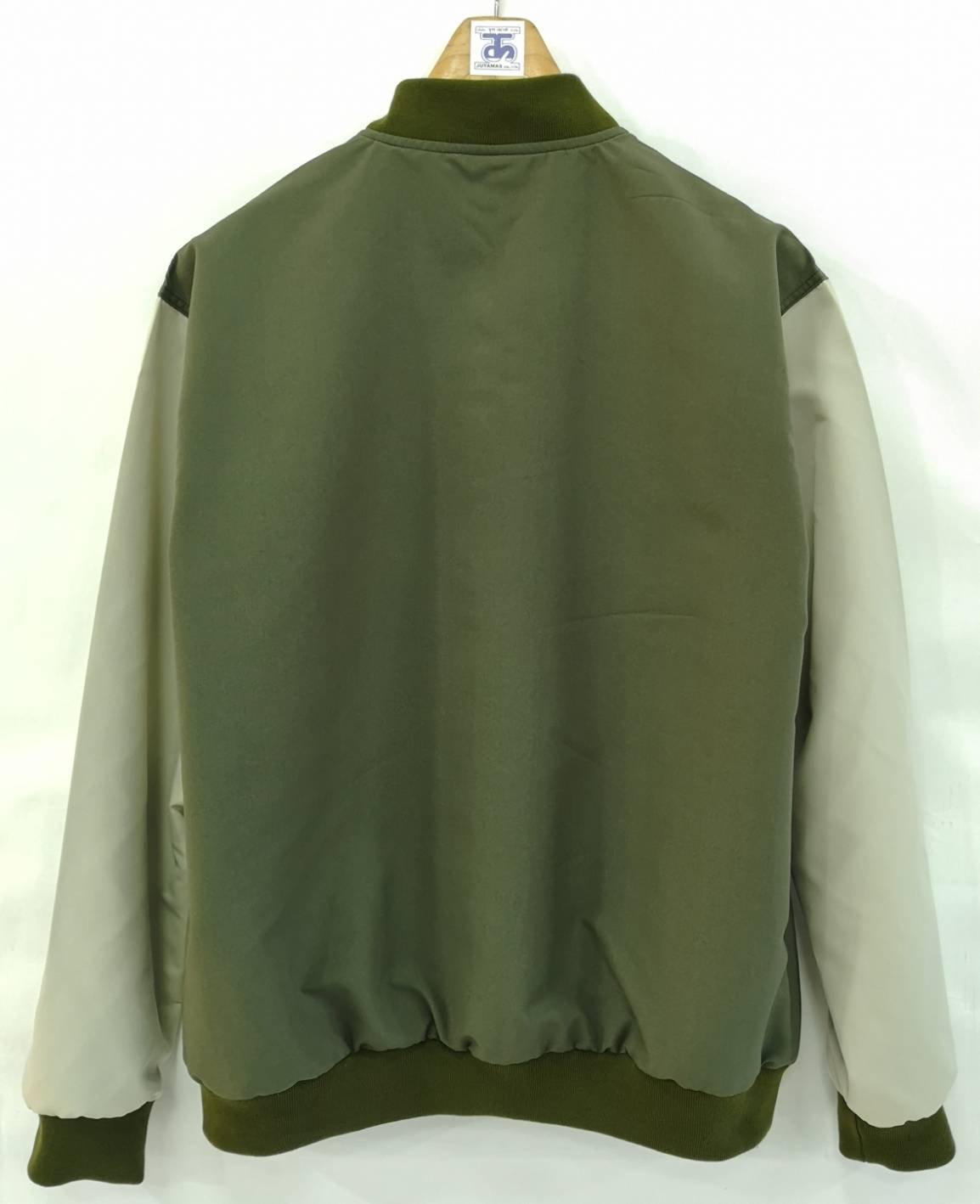 Baseball Jacket 6407 เสื้อแจ็คเก็ตสีเขียวขี้ม้าแขนสีครีมสไตล์เบสบอล