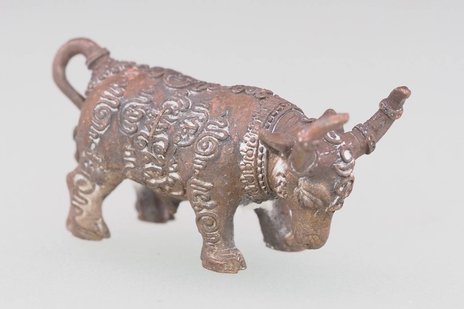 มหิงสาโภคทรัพย์ เนื้อสำริดโบราณ หลวงพ่อสนั่น สุนันโท วัดกลางราชครูธาราม อ.วิเศษชัยชาญ จ.อ่างทอง