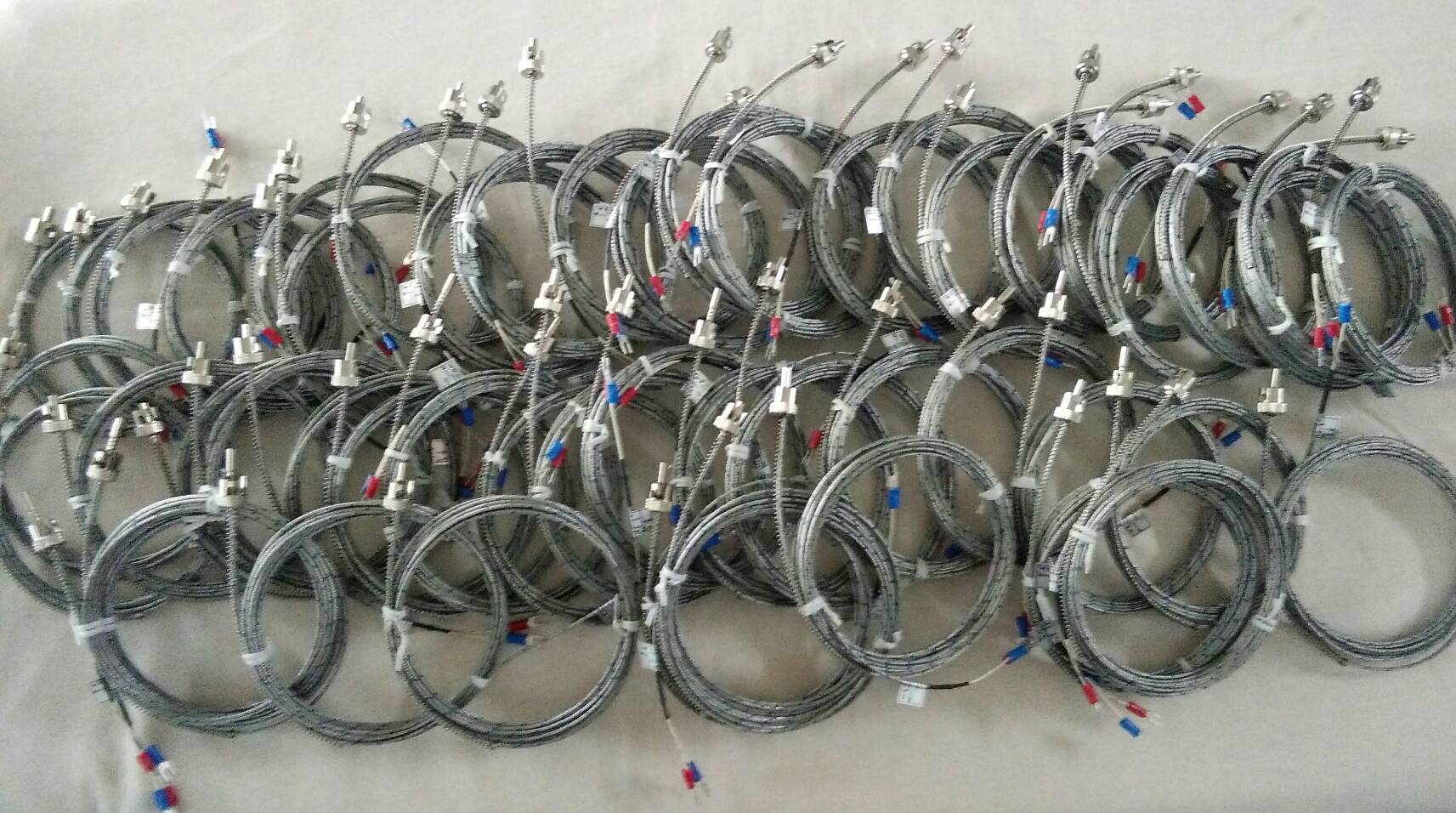 THERMOCOUPLE / RTD PT 100
