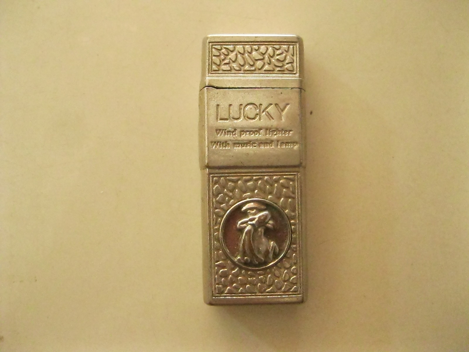 ไฟแช็ค LUCKY (4608)