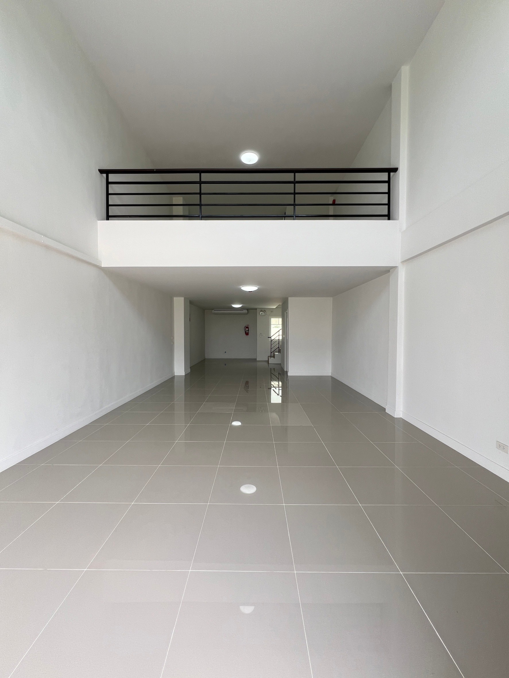 ให้เช่าบ้าน คุณาลัย เวสต์เกท ถนนบ้านกล้วย-ไทรน้อย (รหัสทรัพย์ KC212249)