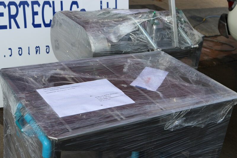 เครื่องล้างถังภายในชนิดเรซิ่นสำหรับโรงงานผลิตน้ำดื่ม