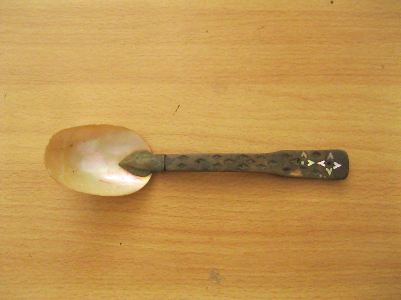 ช้อนหอยมุก โบราณ (4335)