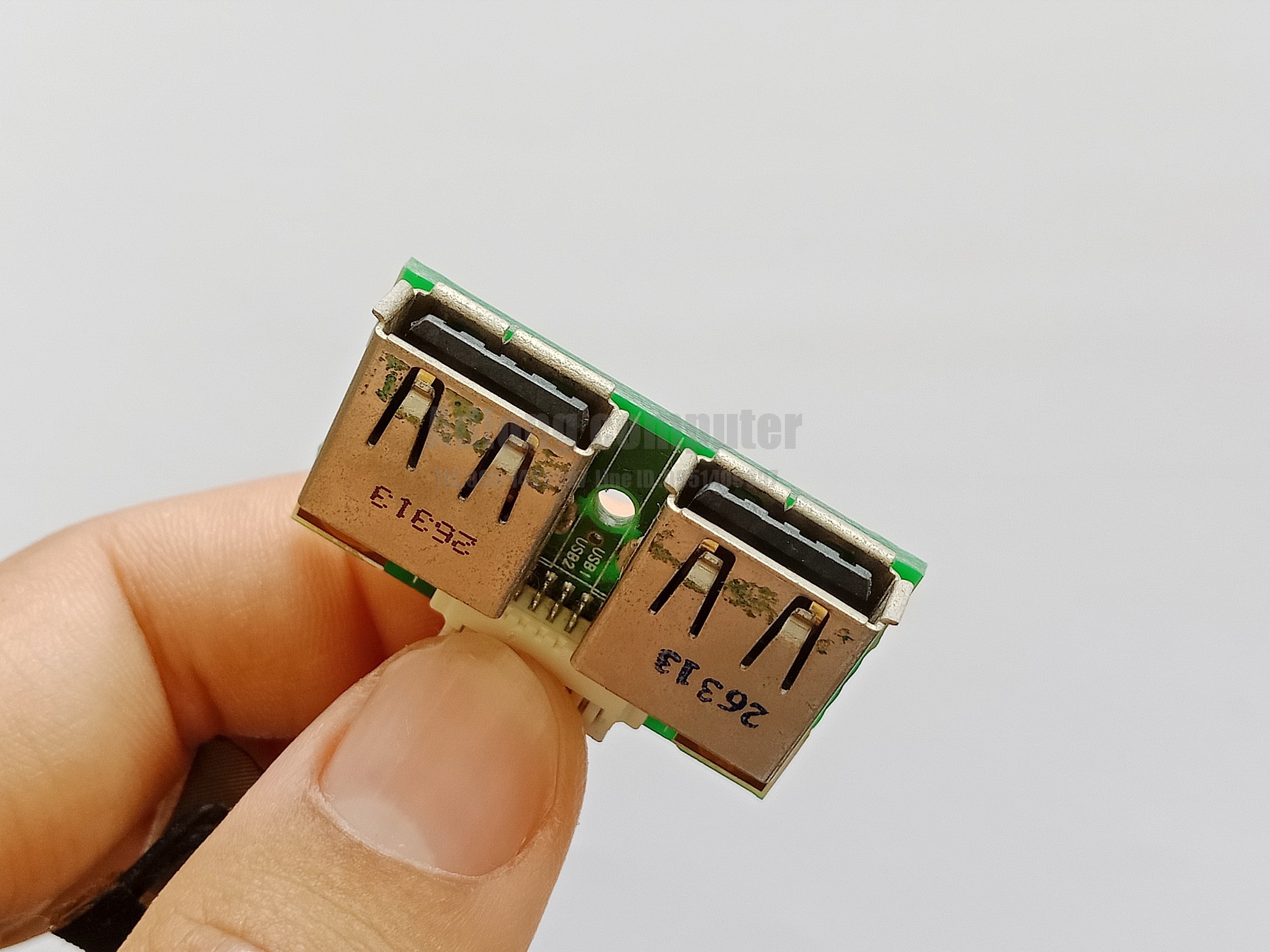 USB Port With Cable Compaq V3000