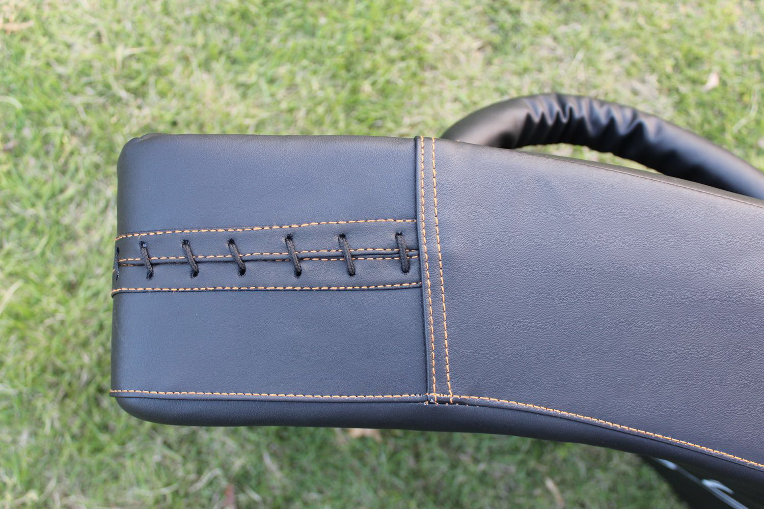 เป้าเตะ เป้าล่อสำหรับเทควันโด เป้าโค้งใหญ่