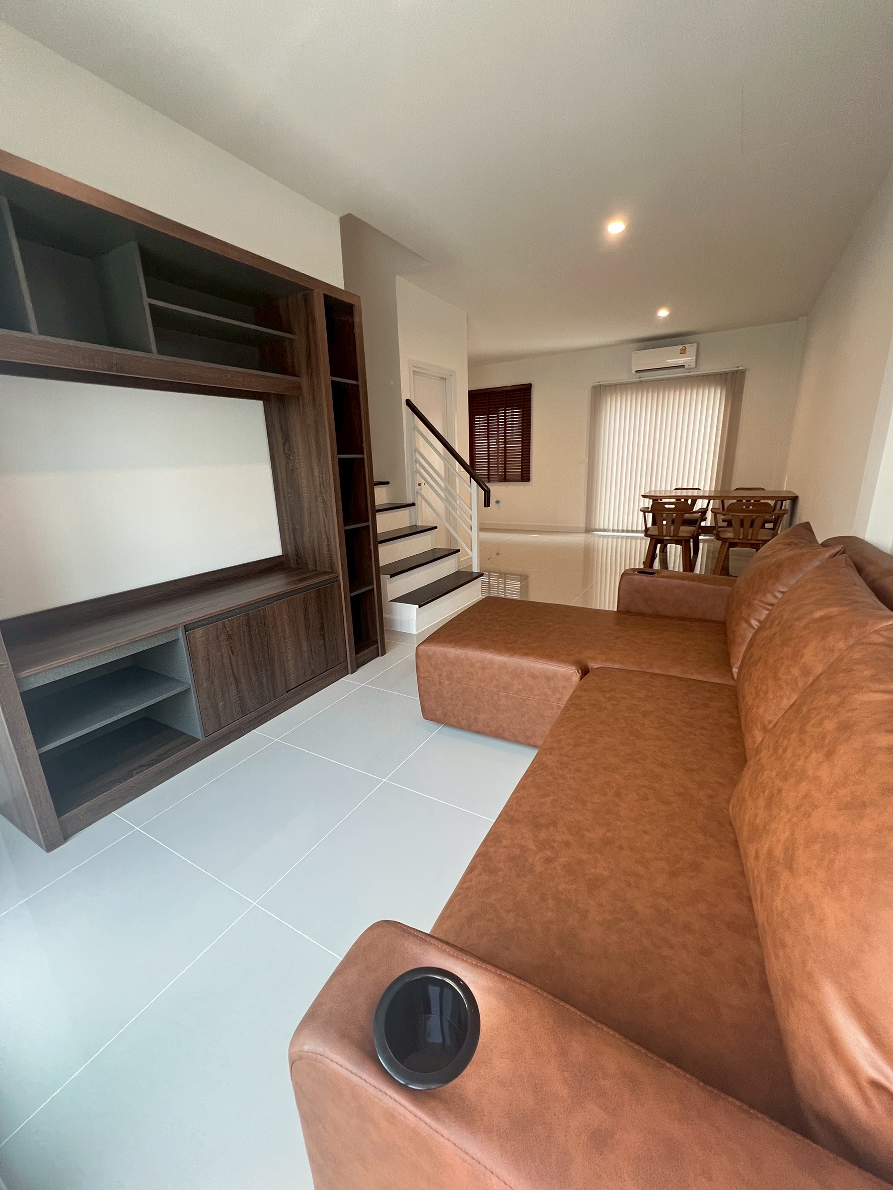 ให้เช่าบ้าน หมู่บ้านเอซเซน ปิ่นเกล้า-ศาลายา (EZZEN) (รหัสทรัพย์ ES25922)