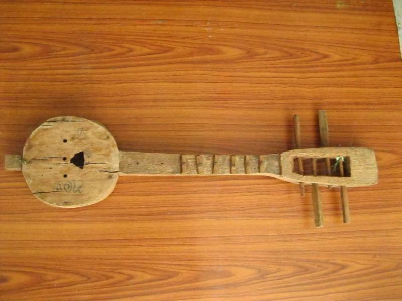 ซึงไม้โบราณ อันที่2 (4535)