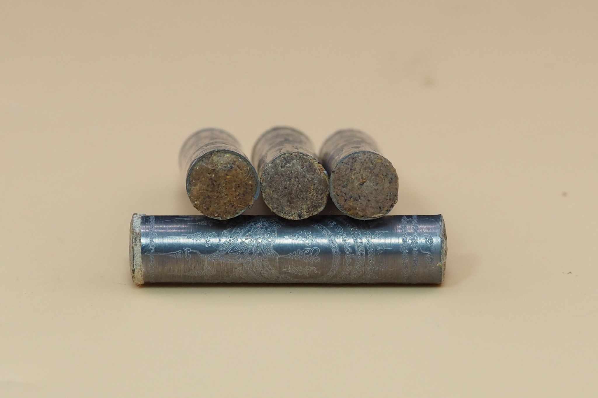 ตะกรุดนาคบาศกินบ่เซี้ยง ตะกรุดขนาด 1.5 นิ้ว (ใส่หลอดตะกรุดสำเร็จ) หลวงพ่อกลิ่น ธัมธีโป จ.ลำปาง