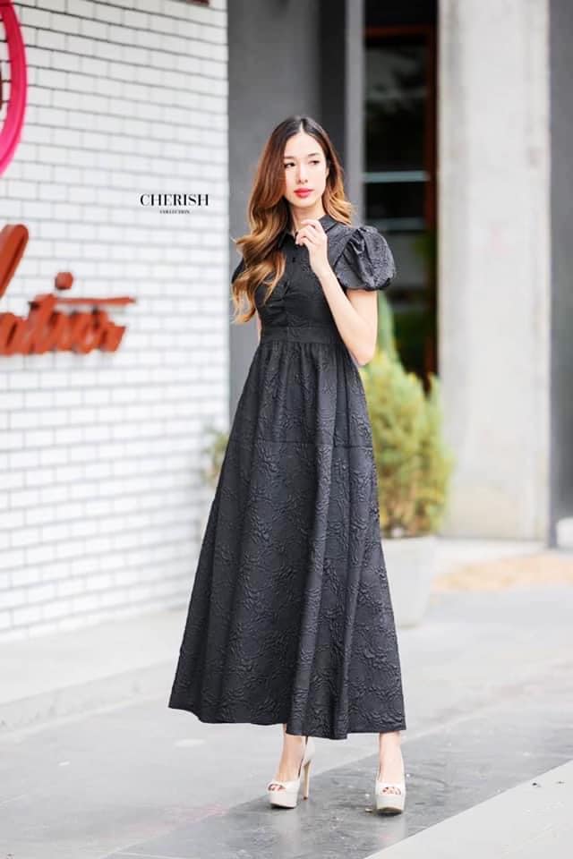 ชุดดำ เดรสยาวทรง A ดีเทลผ้าเนื้อนูน s-xl