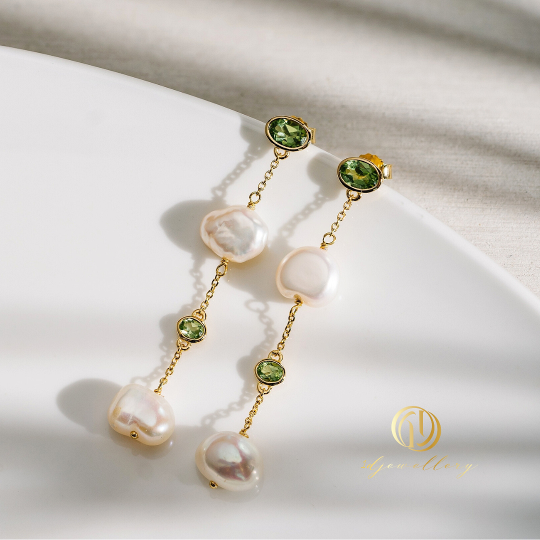 1D Jewellery ต่างหูเงินแท้ 925 ชุบโรเดียม Peridot กับไข่มุกแท้ 🌿✨ เติมพลังสดใส เสริมความมั่นใจในทุกลุค Peridot สัญลักษณ์แห่งความโชคดีและความสัมพันธ์ที่มั่นคง ช่วยเสริมพลังบวก ให้คุณเฉิดฉายทุกวัน ไข่มุกแท้ ความบริสุทธิ์หรูหรา เรียบง่าย ใส่ได