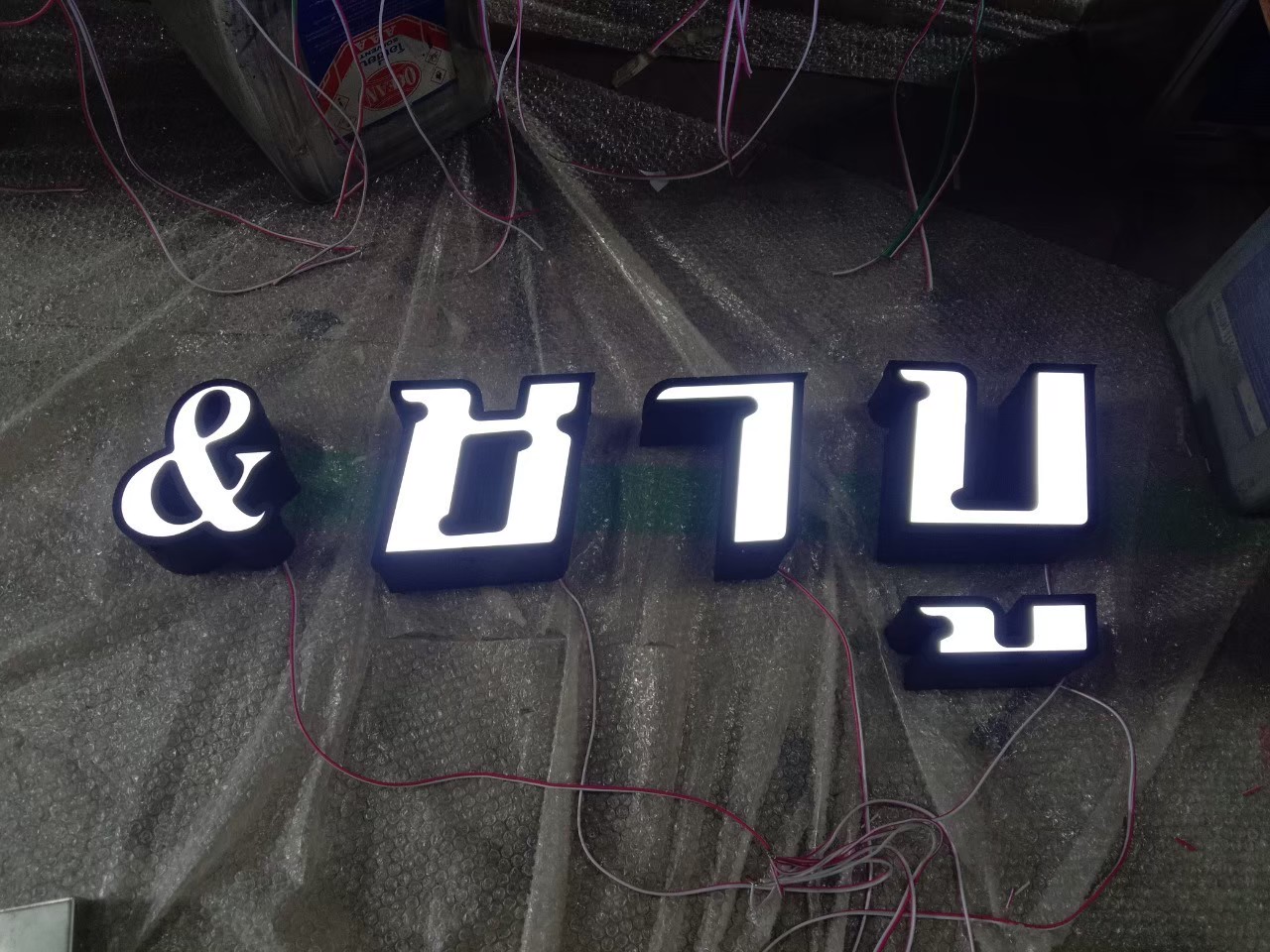 งานป้ายกล่องไฟ