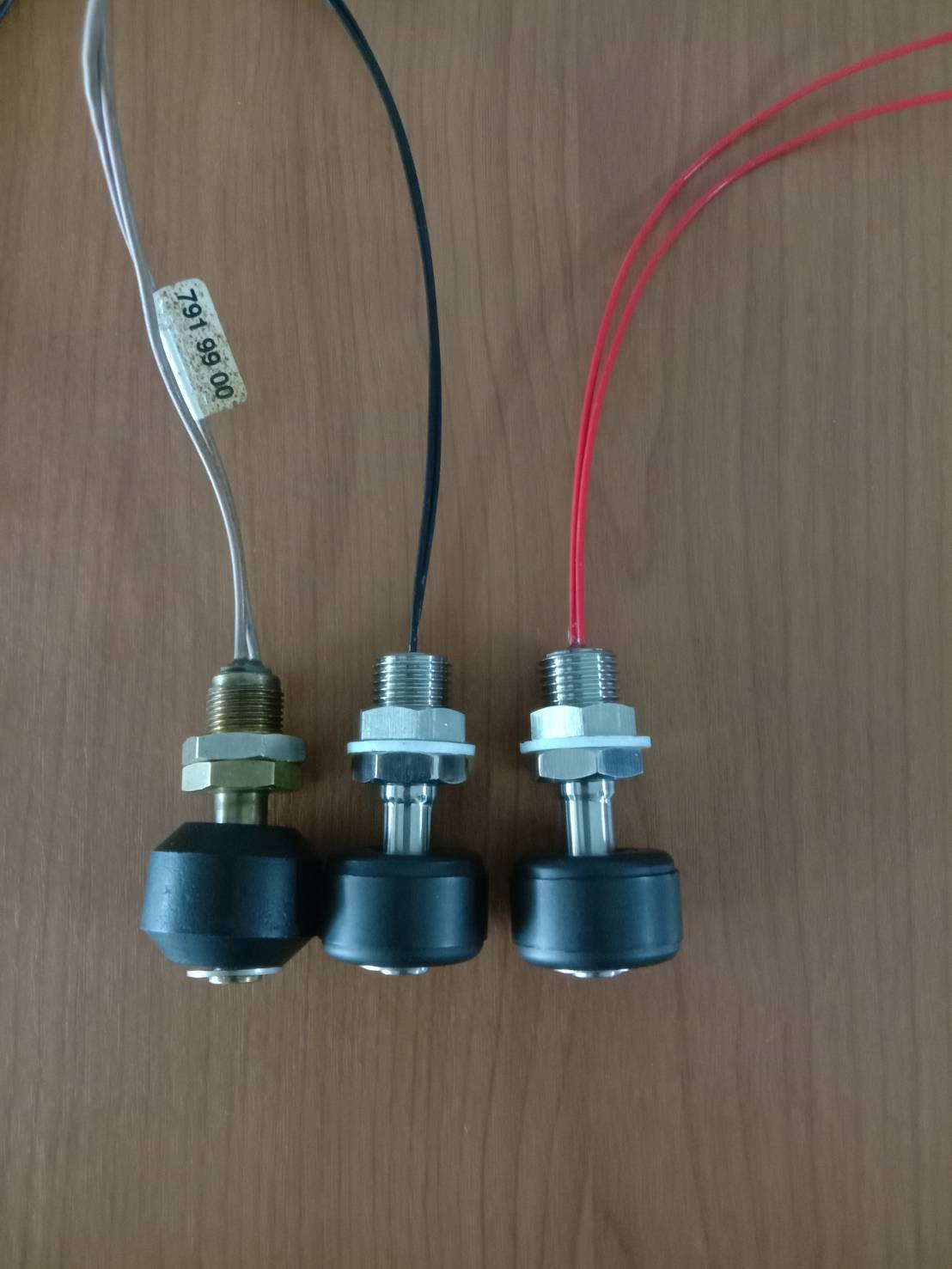 FLOAT SWITCH
