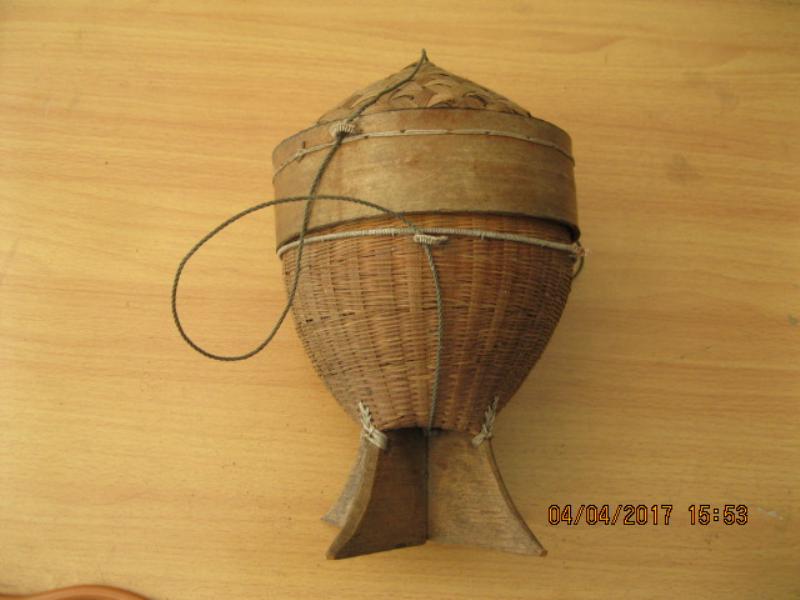 กล่องข้าวไม่สาน โบราณ (4523)