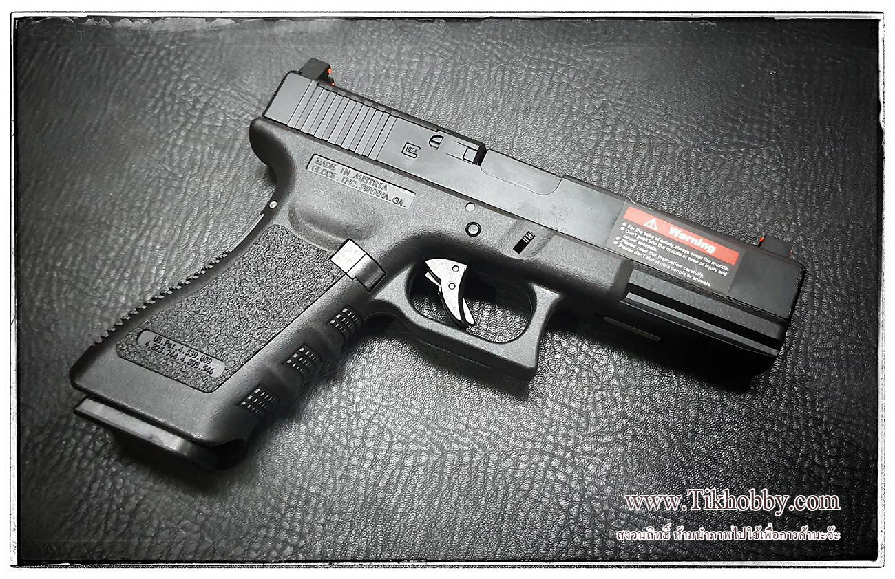 ปืนสั้นระบบแก๊สโบลว์แบล็ค รุ่น G17 GEN3 MOS (1101-1) E&C สีดำ (ติดDot)